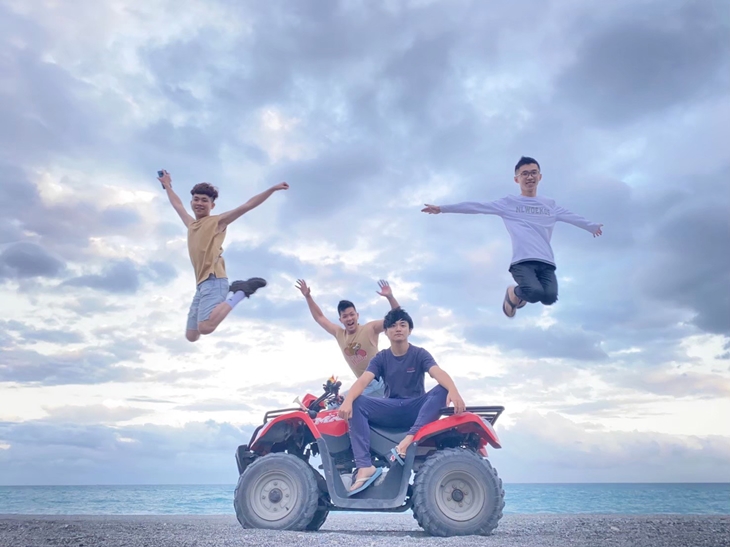 花蓮-猛哥天空之鏡沙灘車