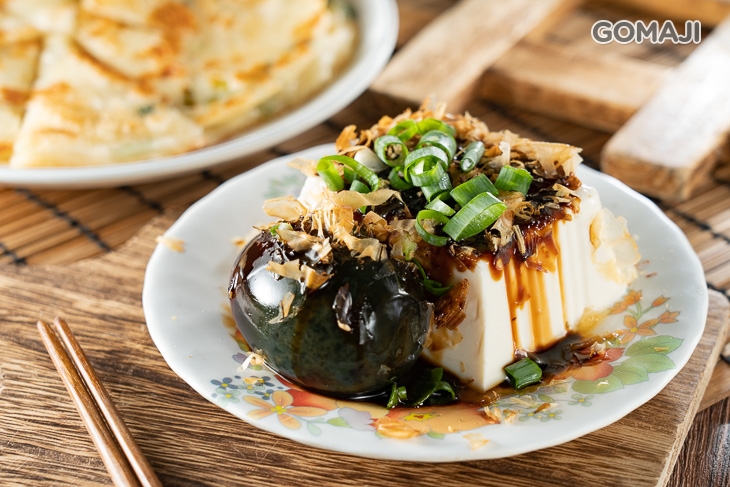 皮蛋豆腐