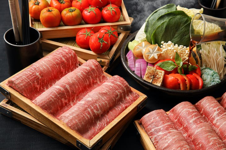 日式壽喜燒或涮涮鍋共鍋放題