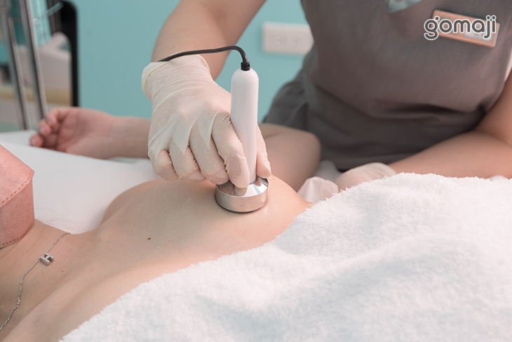 聲波導入儀搭配美胸保濕精華液