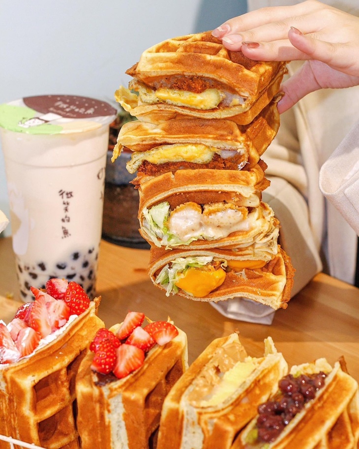 芋泥肉鬆歐姆蛋