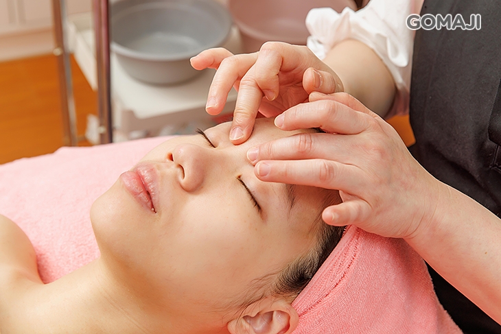 小臉頸紋拉提按摩