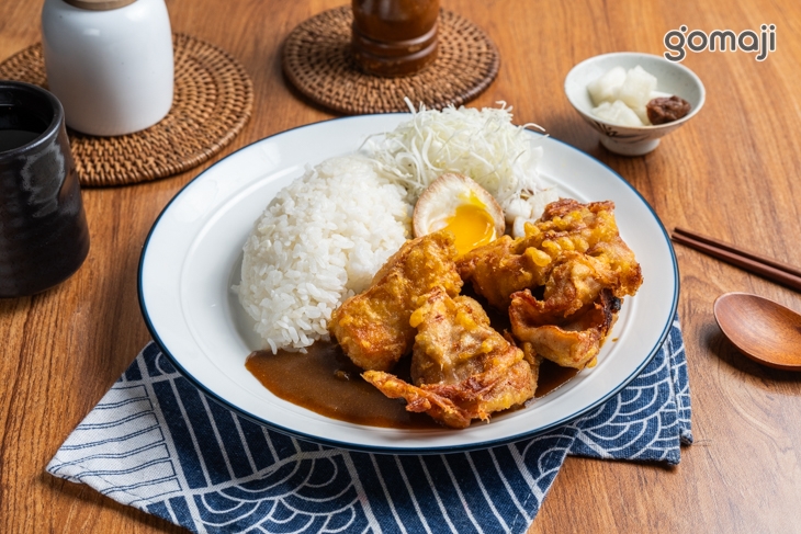 咖哩唐揚雞飯