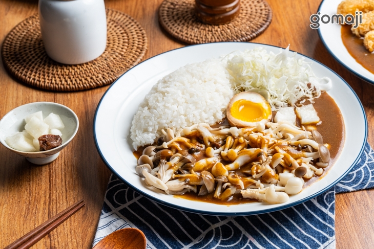 野菜菇菇咖喱飯