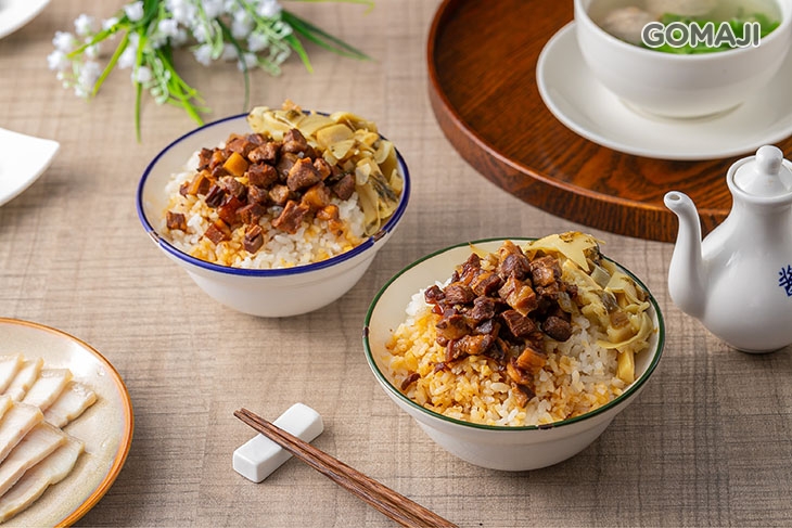 滷肉飯二份