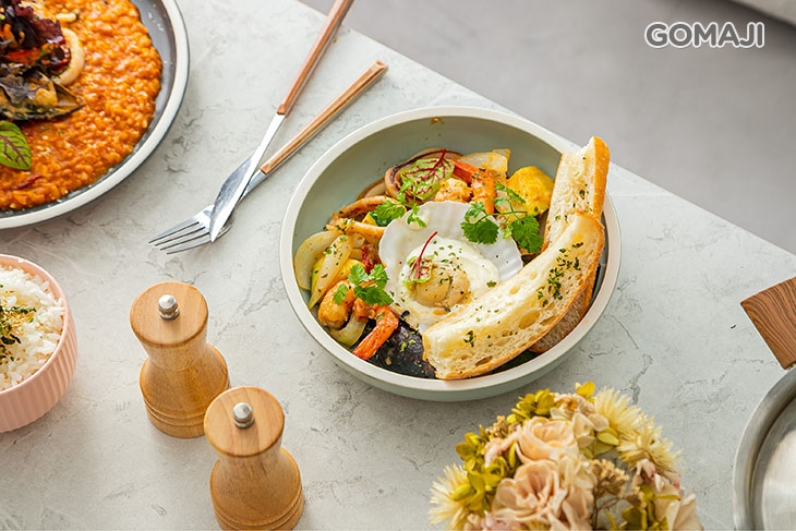 海鮮熱炒搭法式酸奶油