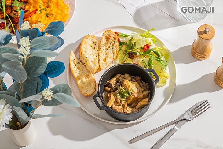 白酒奶油磨菇燉雞小鐵鍋