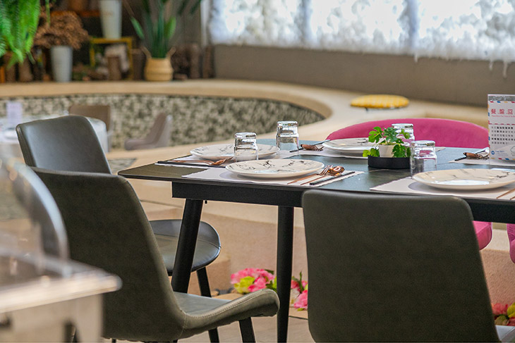 雲朵森林x泳池咖啡