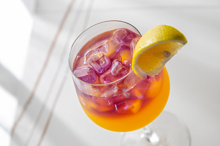 蝶豆花柳橙冰茶