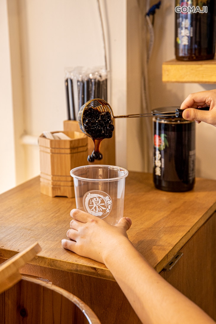 沖繩黑糖珍珠鮮奶製作過程