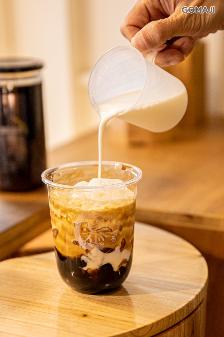 沖繩黑糖珍珠鮮奶製作過程