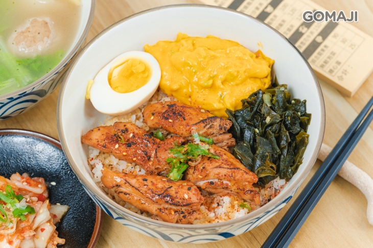 特製燒鳥丼