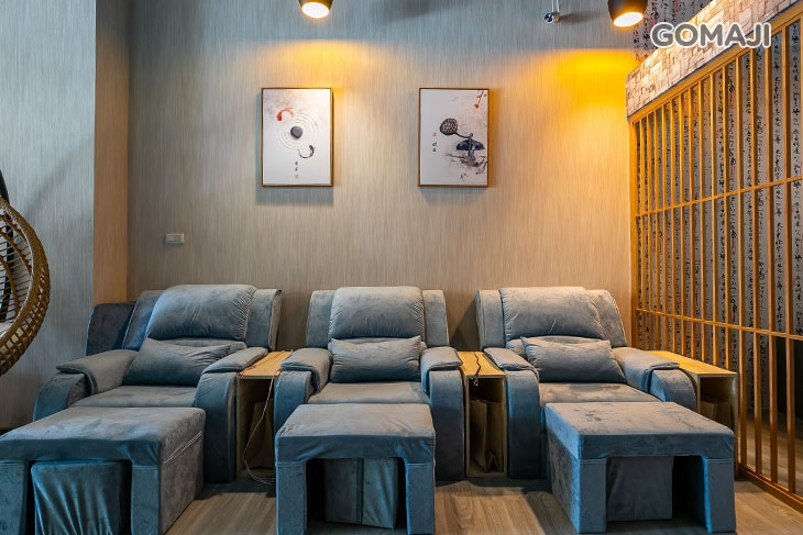 夏沐足湯養生館