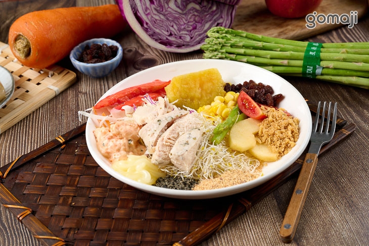 海陸蔬果龍蝦沙拉