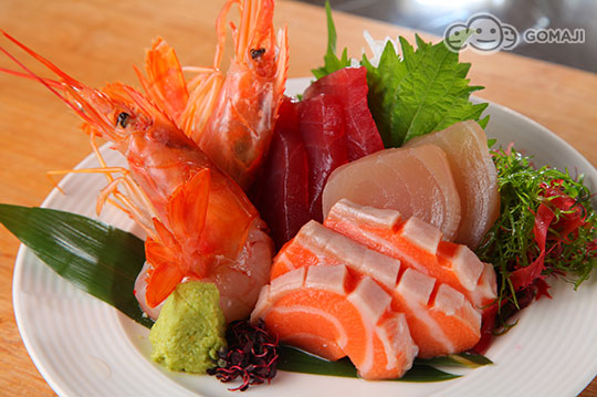 現切生魚片、天使紅蝦