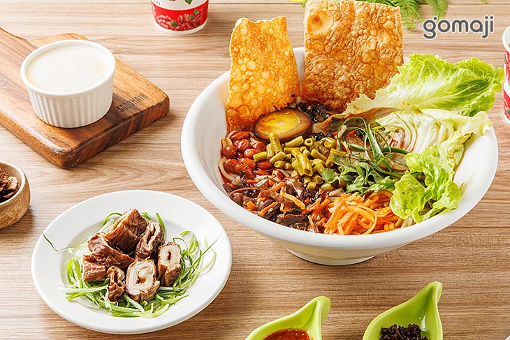  螺絲粉豚香滷炸大腸頭