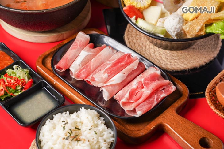 韓式泡菜鍋+台灣梅花豬