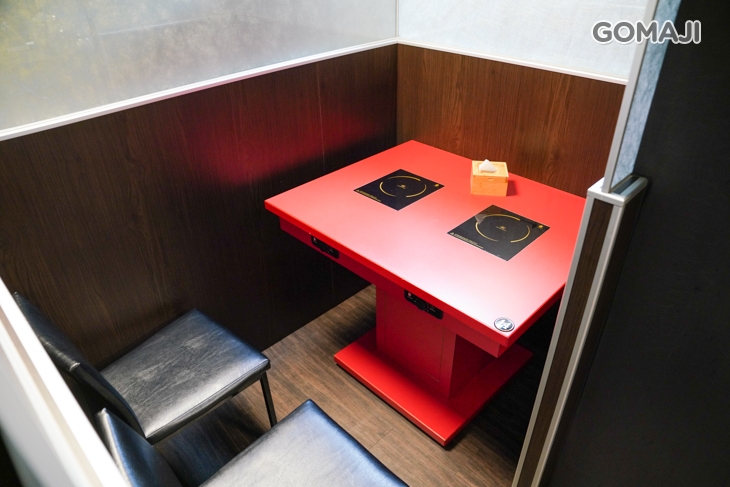 榮皇複合式餐廳