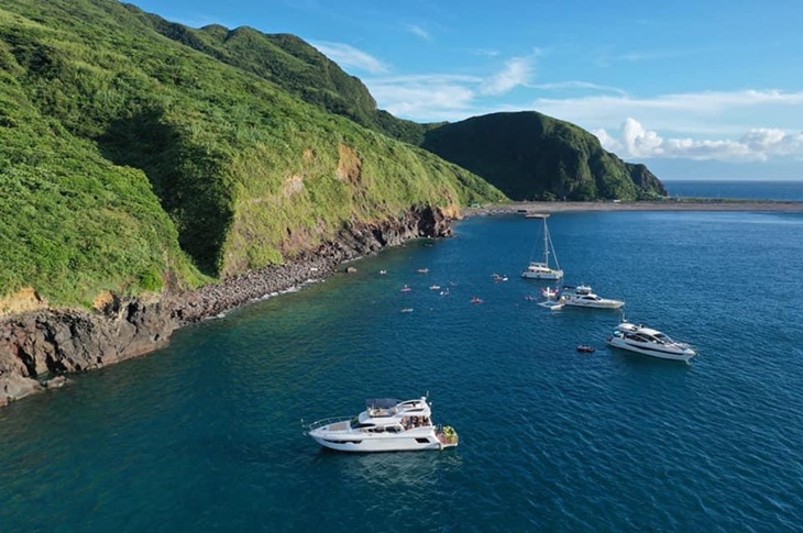 宜蘭龜山島夢幻牛奶海