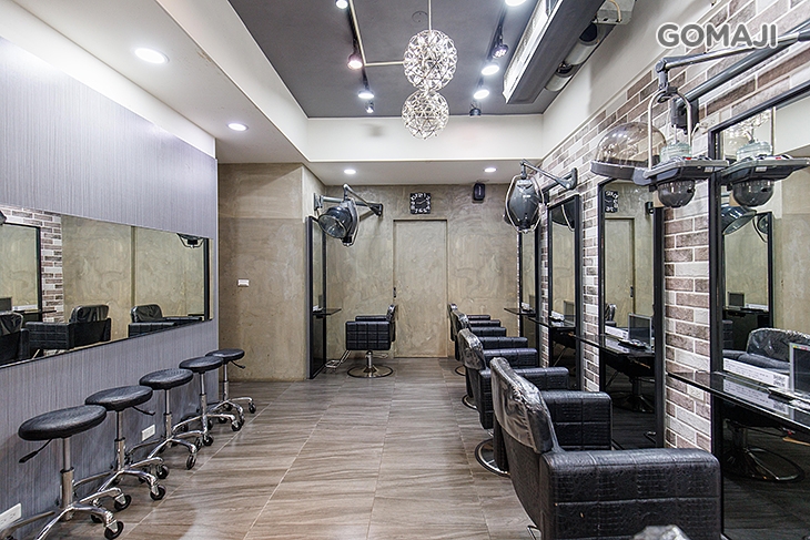 M Salon
