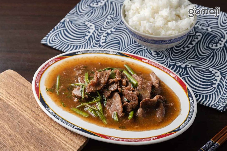 牛肉燴飯