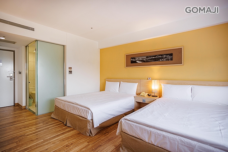 淶熱鬧四人房(二中床)