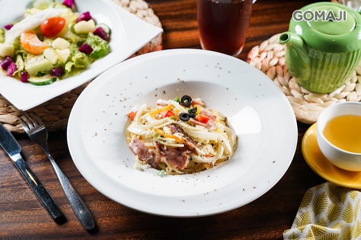 煙燻培根起司奶油義大利麵