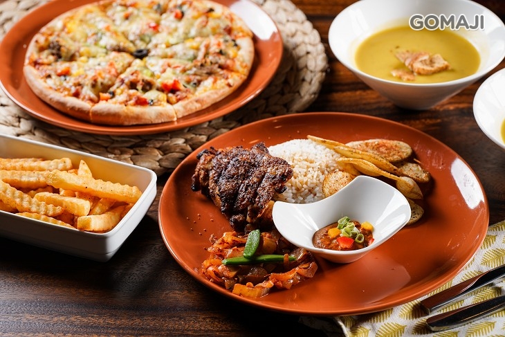 碳烤雞腿排+西班牙辣醬