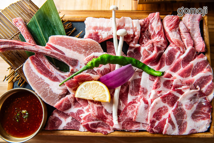 極品豚肉