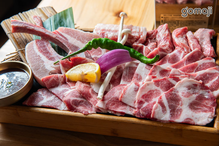 極品豚肉