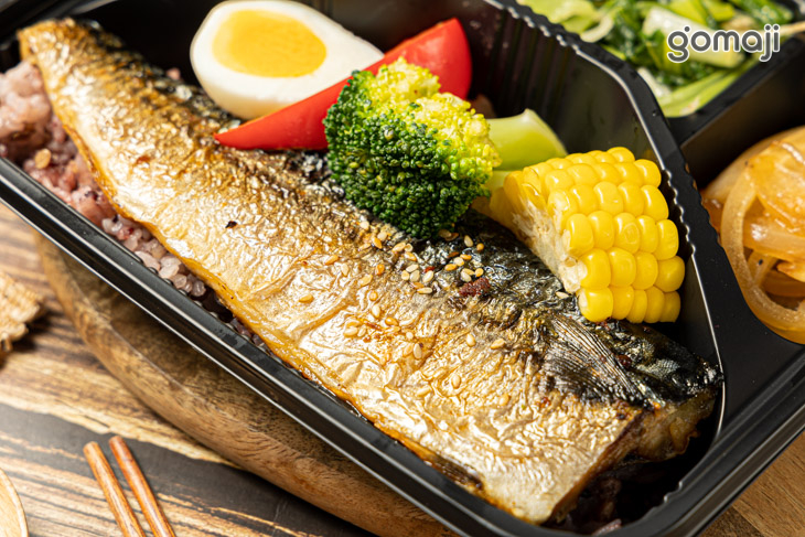 薄鹽炙烤鯖魚