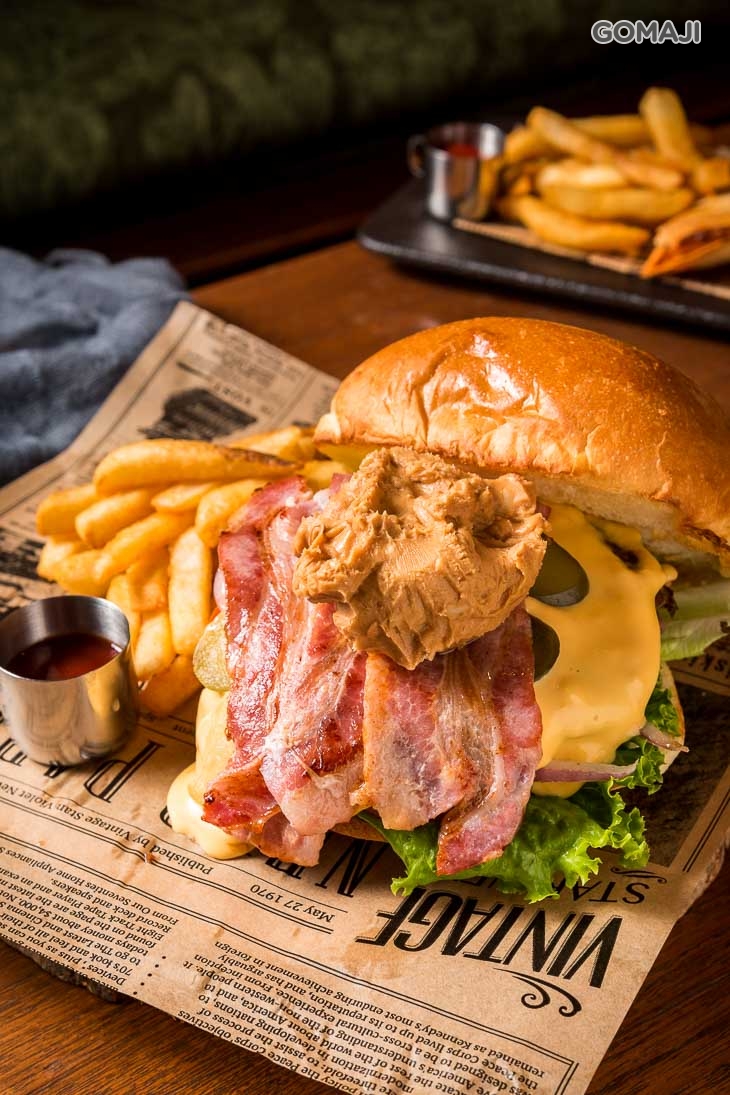 花生培根牛肉堡