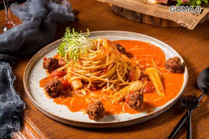 牛肉丸茄汁義大利麵
