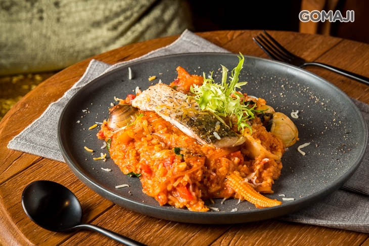 茄汁鱸魚海鮮燉飯