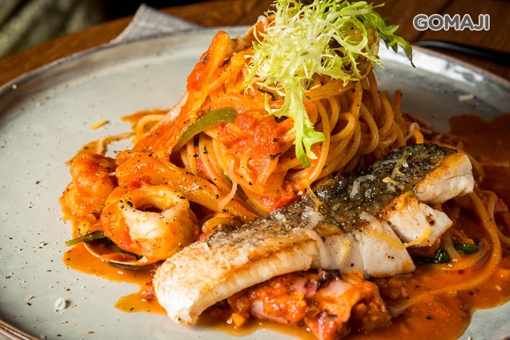 茄汁鱸魚義大利麵