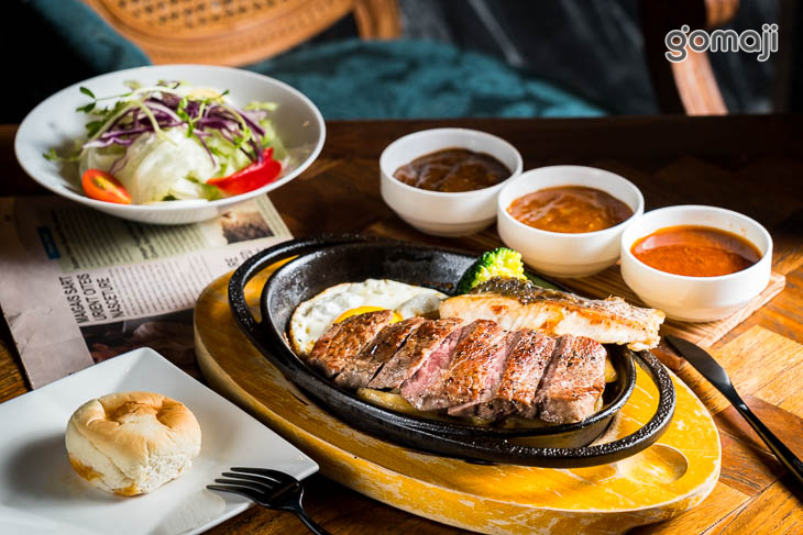 雙拼鐵板排餐 （牛/鱸魚）