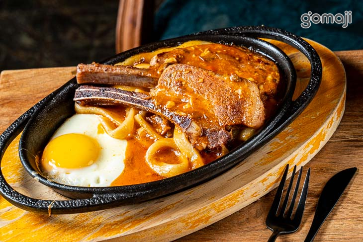 蜜汁低烹戰斧豬