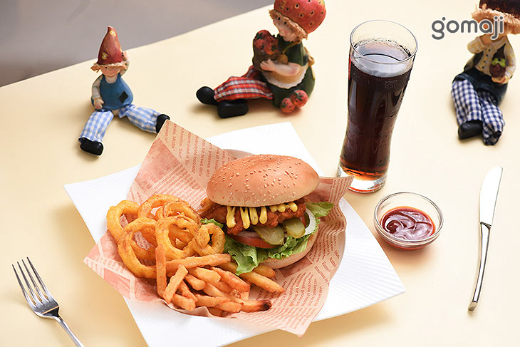 A.大口吃美式漢堡套餐