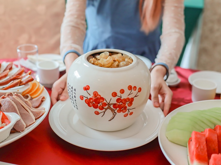 金湯魚翅佛跳牆