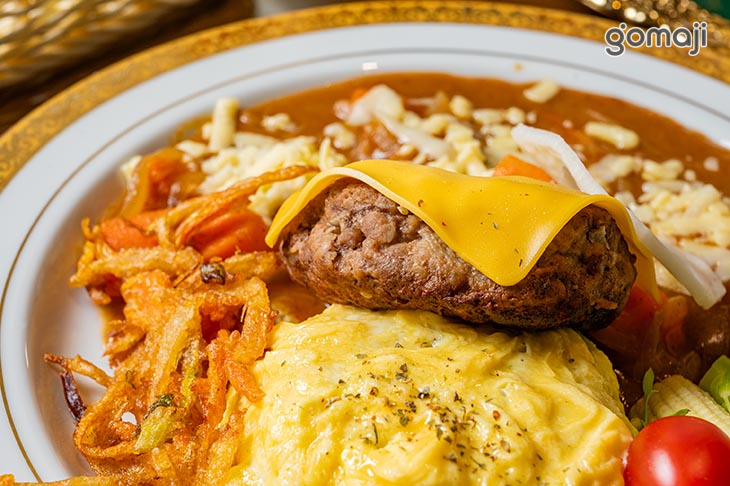 漢堡排起司咖哩飯