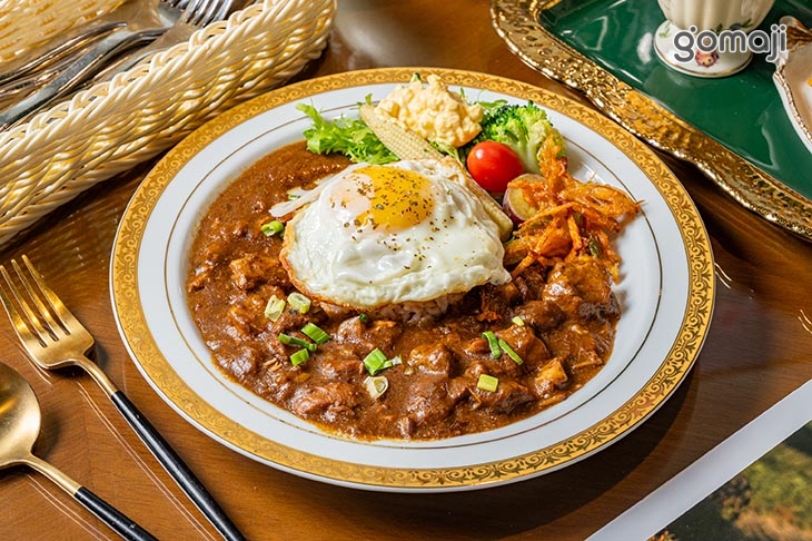 皇家滷肉咖哩飯