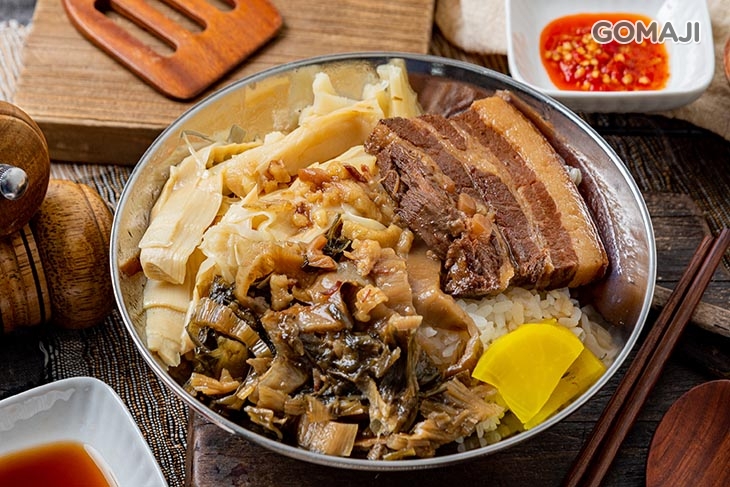 控肉飯