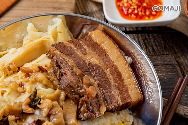 控肉飯