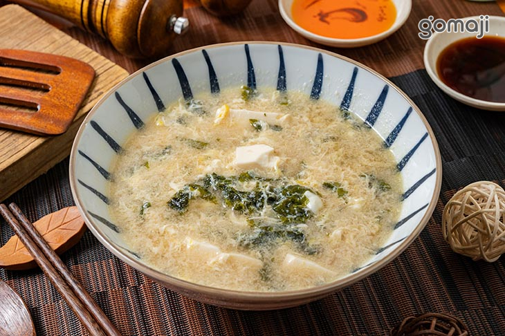紫菜豆腐蛋花湯