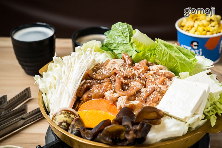 炙火鍋銅盤燒肉+豬肉