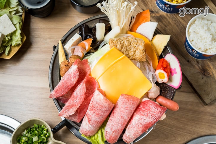  韓大衛部隊鍋+牛肉