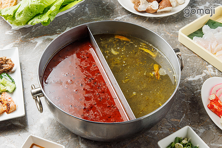 酸爽直擊鍋＆正宗麻辣鍋