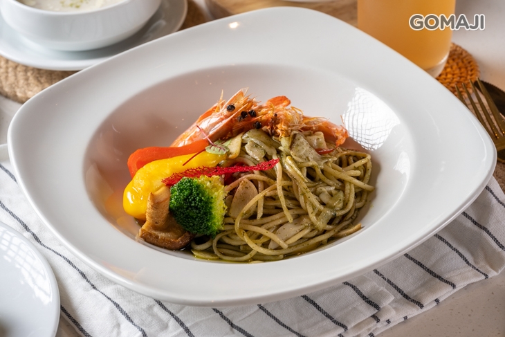 青醬鮮蝦義大利麵