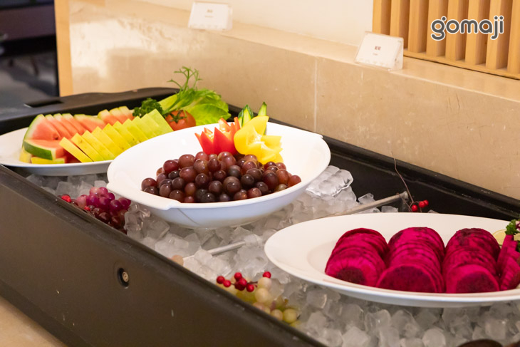 歐美自助式沙拉吧吃到飽