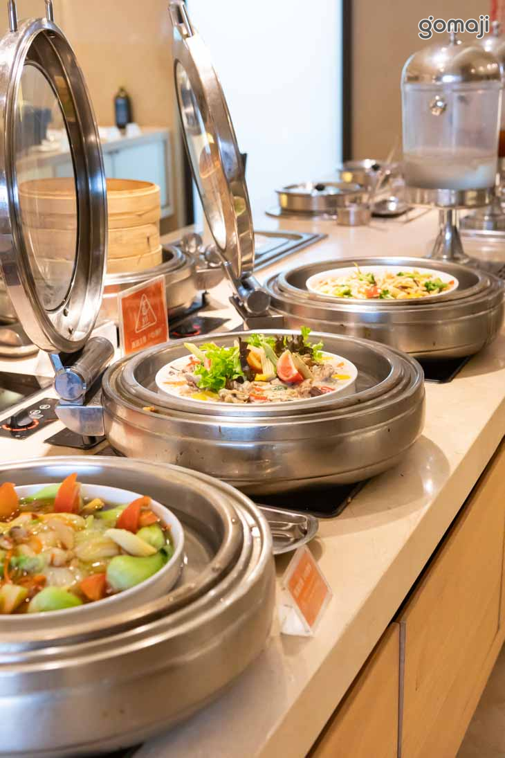 歐美自助式沙拉吧吃到飽